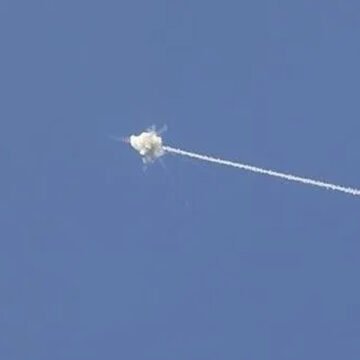 Saudi Arabia intercepts Houthi ballistic missile