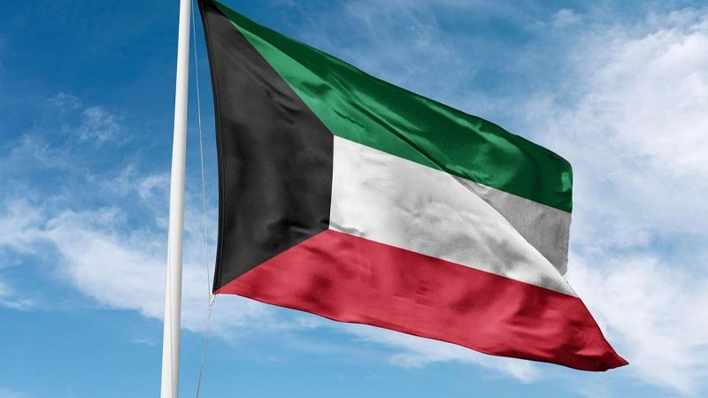 Kuwait air defences intercept Iranian missile, drone attacks Kuwait air defences intercept Iranian missile, drone attacks