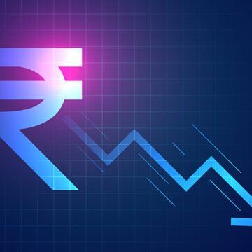 NRIs in UAE cash in on weak rupee; will exchange rate rise to 24 against the dirham?