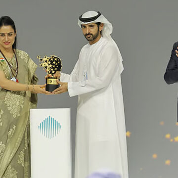Indian teacher Rouble Nagi wins global award in Dubai Indian teacher Rouble Nagi wins global award in Dubai