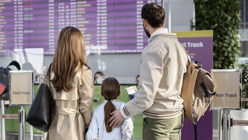 ‘Avoid travel to the Gulf’: The US, the UK, and Canada issue travel alerts amid renewed military strikes in the Middle East ‘Avoid travel to the Gulf’: The US, the UK, and Canada issue travel alerts amid renewed military strikes in the Middle East